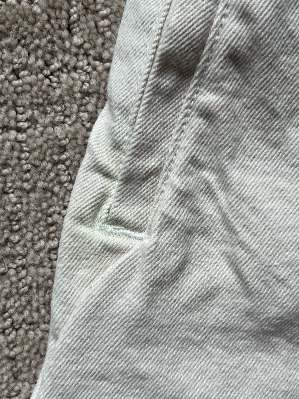 Zara High-Waisted Raw Hem Denim Shorts - Picture 6 of 8